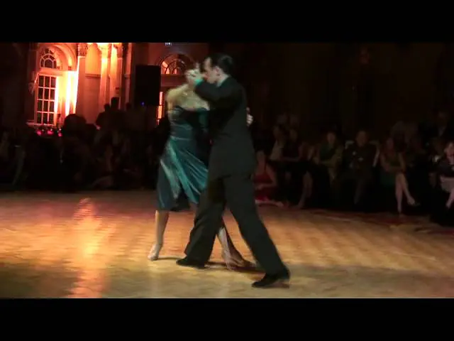 Video thumbnail for Dubai Tango Festival 2011 - Claudia Codega & Esteban Moreno