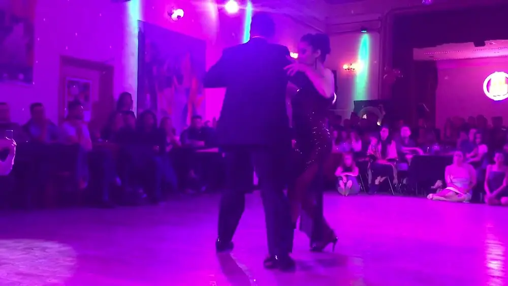 Video thumbnail for Clarisa Aragon & Jonathan Saavedra - Mujercitas tango festival at pipi cucu (1/2)
