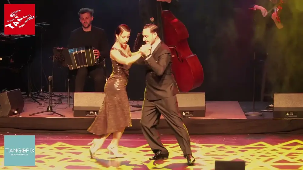 Video thumbnail for OSTERTANGO '24 - Fausto Carpino & Stéphanie Fesneau dance Bandonegro - Lo que vendrá (live)