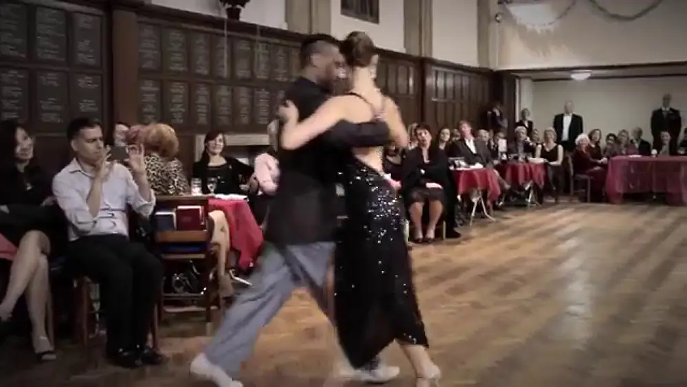 Video thumbnail for Oxford Christmas Milonga - Martina Waldman and Jose Fernandez ( 3/4 )