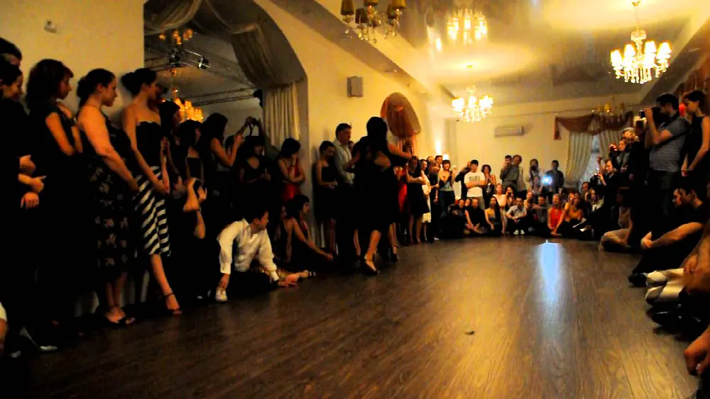 Video thumbnail for Diego "El Pajaro" Riemer & Belen Giachello, show in Nizhny Novgorod, Russia, 12.11.2011 (1/4)