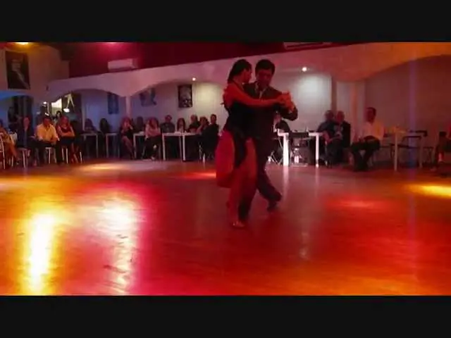 Video thumbnail for Christian Sosa y Sabrina Garcia - De puro guapo