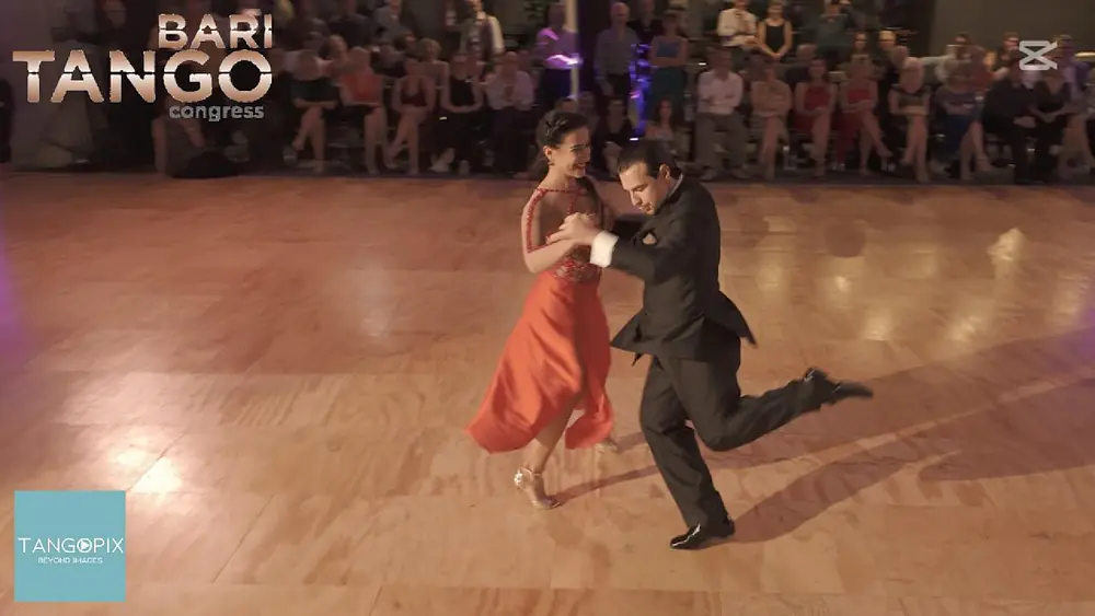 Video thumbnail for BARI TANGO CONGRESS '24 - Simone Facchini & Gioia Abballe dance Juan D'Arienzo - Valcesito Criollo