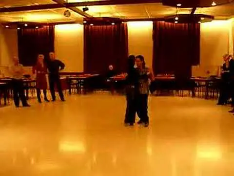 Video thumbnail for Pablo Nievas and Valeria Zunino Tangolesson, 2007