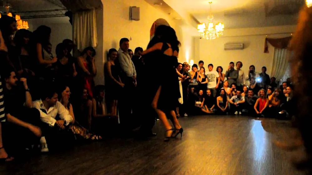 Video thumbnail for Diego "El Pajaro" Riemer & Belen Giachello, show in Nizhny Novgorod, Russia, 12.11.2011 (3/4)
