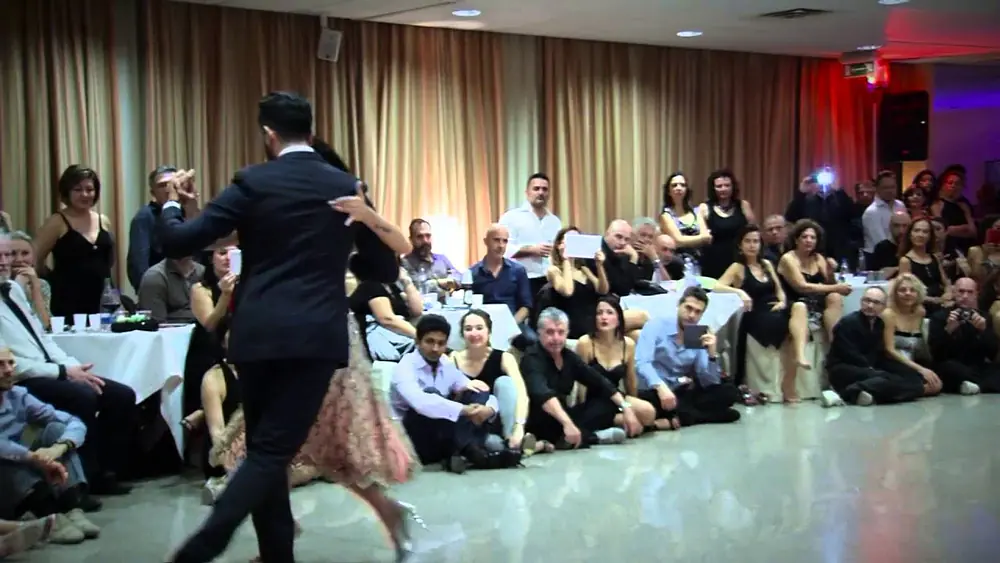 Video thumbnail for Sebastian Jimenez e Maria Ines Bogado 5° Bari International Tango Congress 1/3