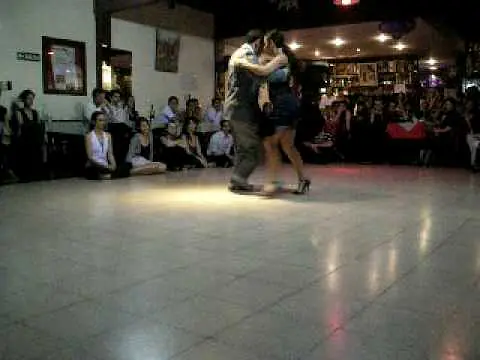 Video thumbnail for Sinsabor, Fabián Peralta y Virginia Pandolfi en PRAKTIKA8