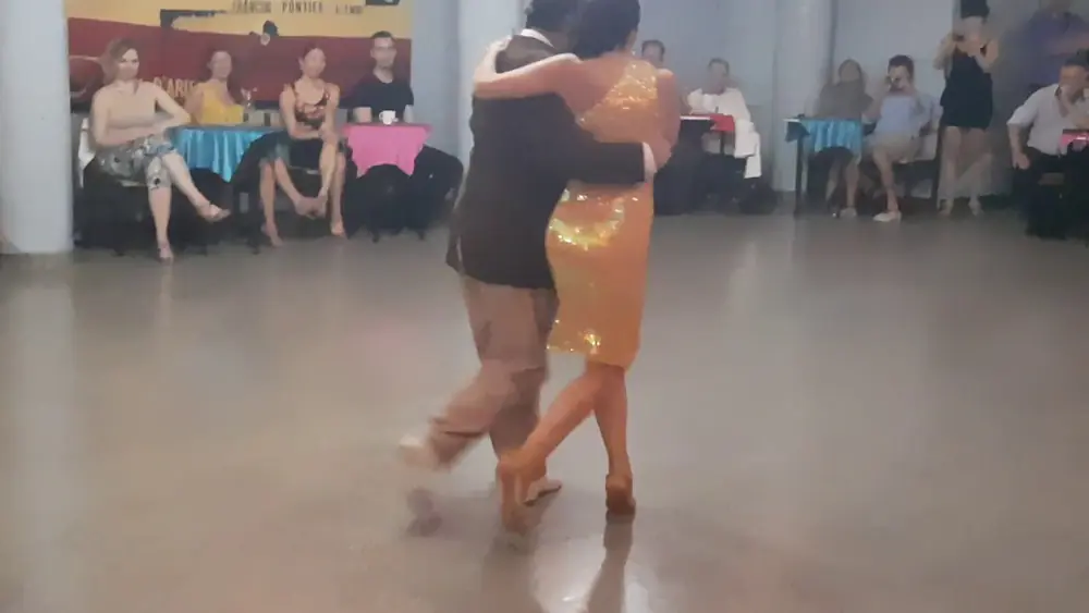 Video thumbnail for Pablo Inza & Sofia Saborido - Villa Malcolm - Viva la Pepa 4/4