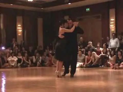 Video thumbnail for Esteban Moreno & Claudia Codega - Bahía Blanca (Carlos Di Sarli) - Nora's Tango Week 2008