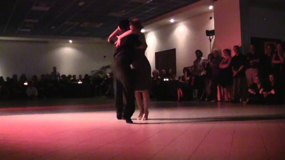 Video thumbnail for www.tangomiamor.it - Carlitos Espinoza & Noelia Hurtado 3 - Pisa 10/11/2012