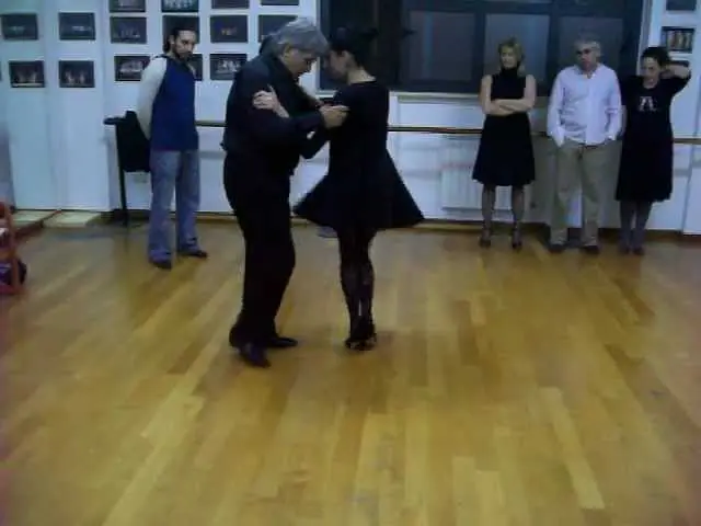 Video thumbnail for Gerardo Quiroz e Cristiana Casuscelli - Arrastre: "el que trasporta la gamba es el cambio de peso"