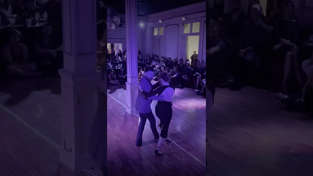 Video thumbnail for Andrés Molina & Natacha Lockwood - 01 - Copas amigos y besos @ Milonga La Discepolo