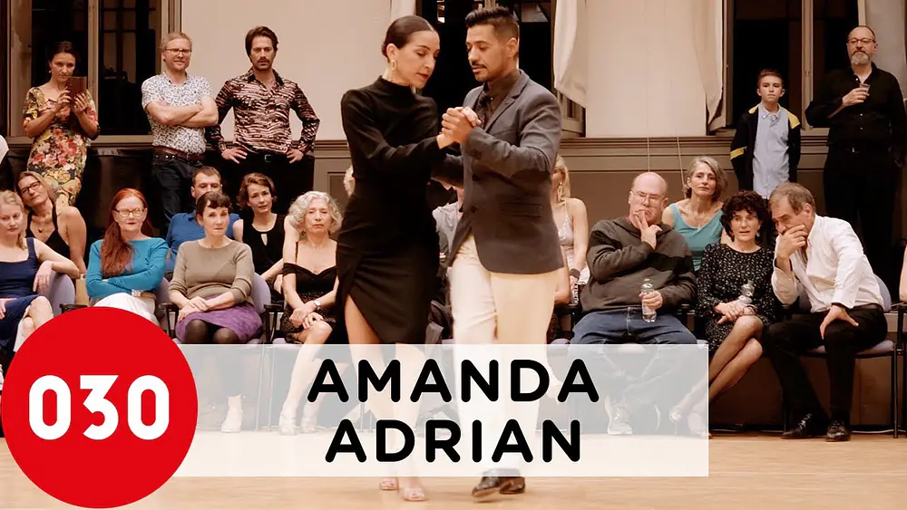 Video thumbnail for Amanda and Adrian Costa – El cencerro