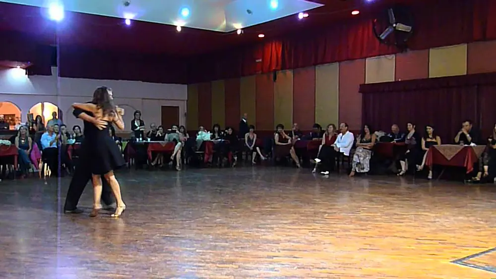 Video thumbnail for Paolo Cioffi e Valentina Giannini,  Miedo (Vals) - Tango milonguero