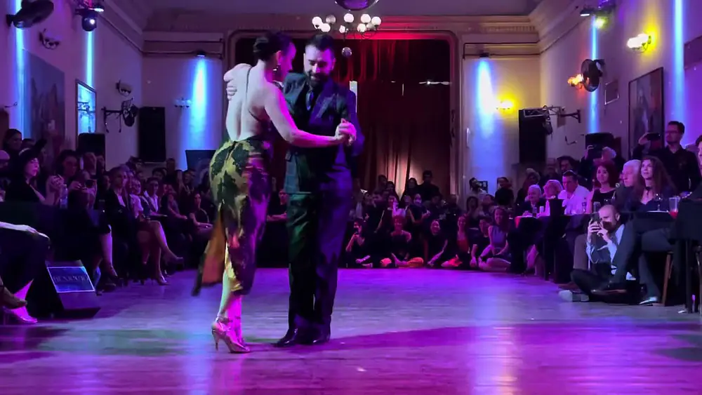 Video thumbnail for Javier Rodriguez & Virginia Pandolfi @ Viva La Pepa Milonga 9/1/24 #tango 🔔