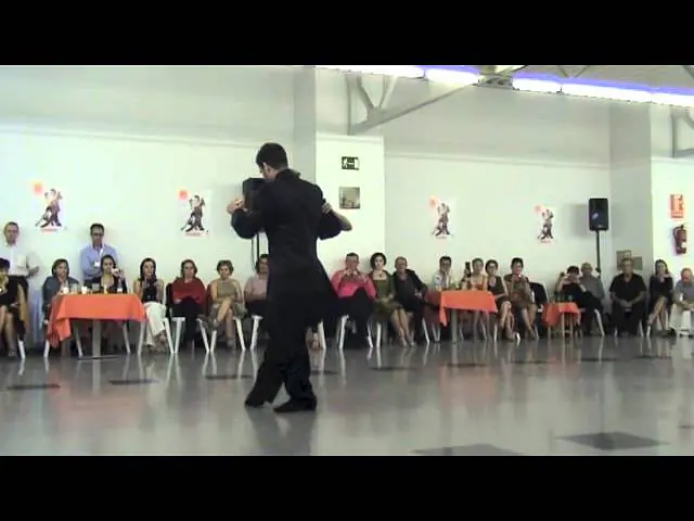 Video thumbnail for Javier Rodriguez y Noelia Barsi. Nochero Soy. Valladolid, Tango Salón.