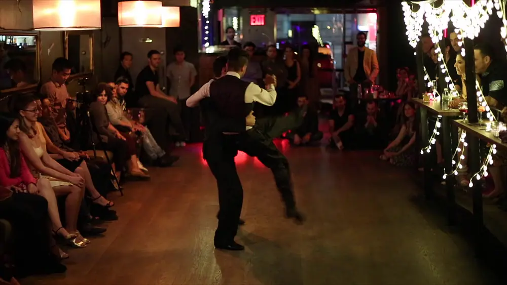Video thumbnail for Sergio Martin & Juan David Bedoya at Milonga El Destino