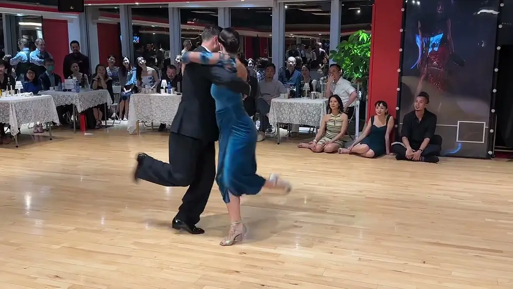 Video thumbnail for Fausto Carpino y Stephanie Fesneau, HK, June 2023, 2/4, Miedo, Juan D‘Arienzo, Vals