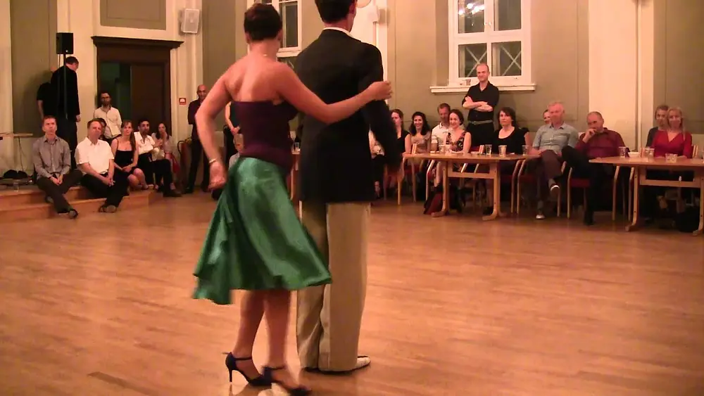 Video thumbnail for Jean Sébastien Rampazzi and Katerina Sakka, milonga improvisation- Haceme cu-cu