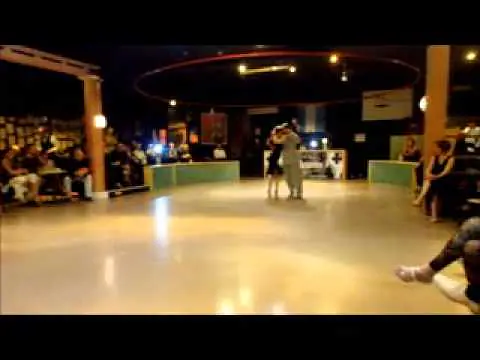 Video thumbnail for Santiago Castro y Carla Rossi - Shusheta (orquesta Di Sarli)