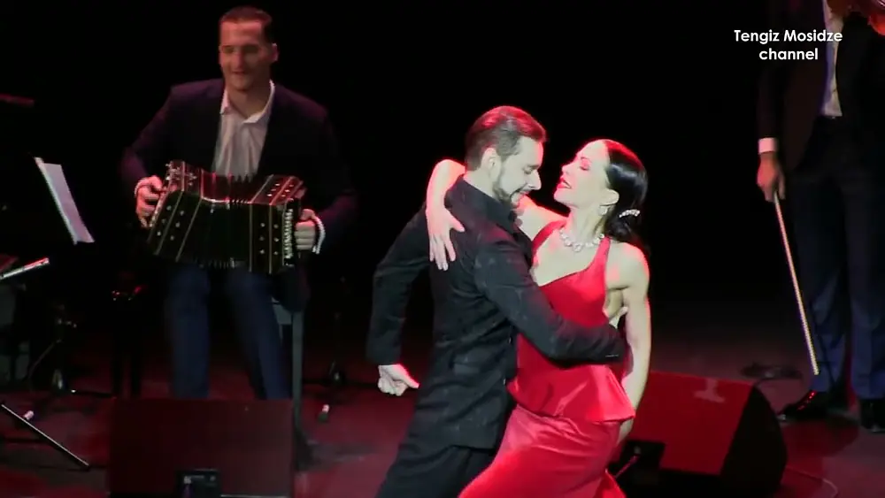 Video thumbnail for Rusos en baile de tango. Olga Nikola, Dmitriy Kuznetsov, Solo Tango Orquesta, Танго