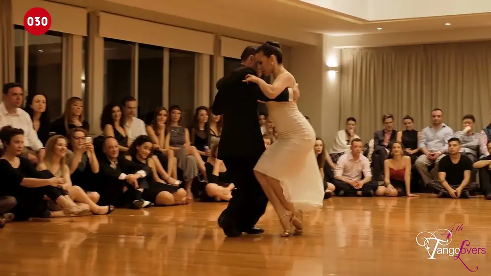 Video thumbnail for Yanina Quiñones y Neri Piliu – La milonga de Buenos Aires