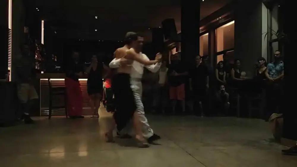 Video thumbnail for Leandro Palou y Maria Tsiatsiani - Puerto del Tango - Volos 3/4