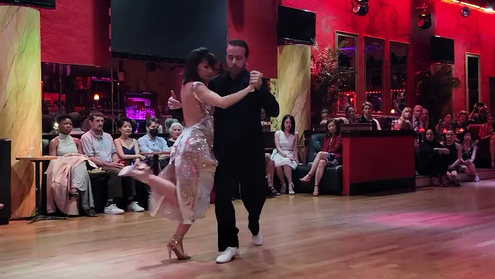 Video thumbnail for Performance by Pablo Inza & Sofia Saborido at Alberto's on June 4, 2023 (1/3)