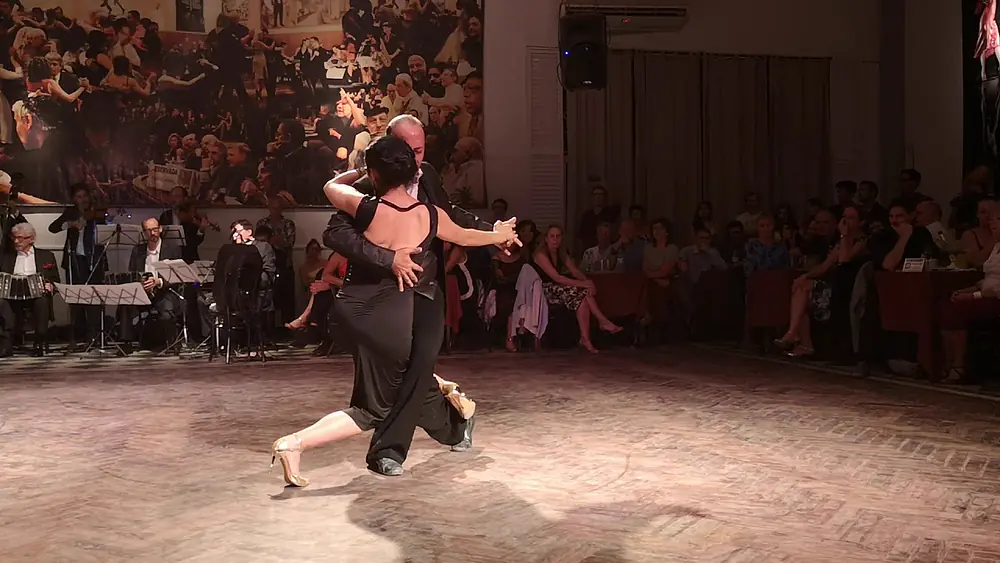Video thumbnail for Cynthia Fattori y Marcelo Varela 3/3