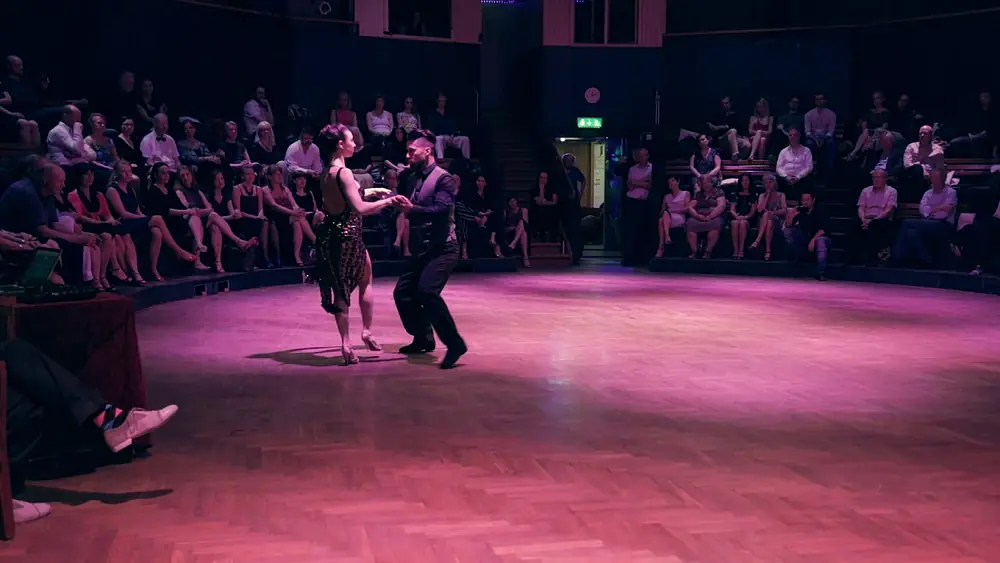 Video thumbnail for Martina Waldman and Jose Fernandez - Tzigane Tango by Astor Piazzolla