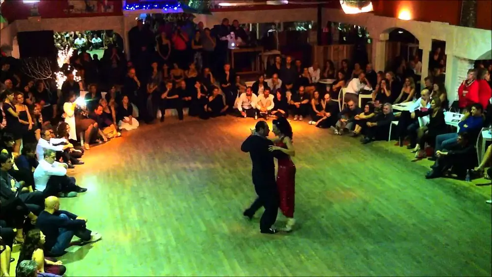 Video thumbnail for Juan Carlos Martinez y Nora Witanowsky Milonga del Barrio Roma Zamba Del Carnaval