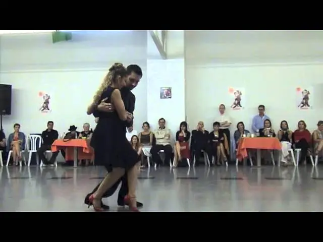 Video thumbnail for Javier Rodriguez y Noelia Barsi. Reliquias Porteñas. Valladolid, Tango Salón