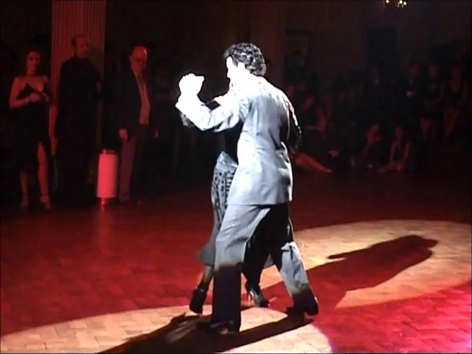 Video thumbnail for Carlos Rivarola y Maria Rivarola