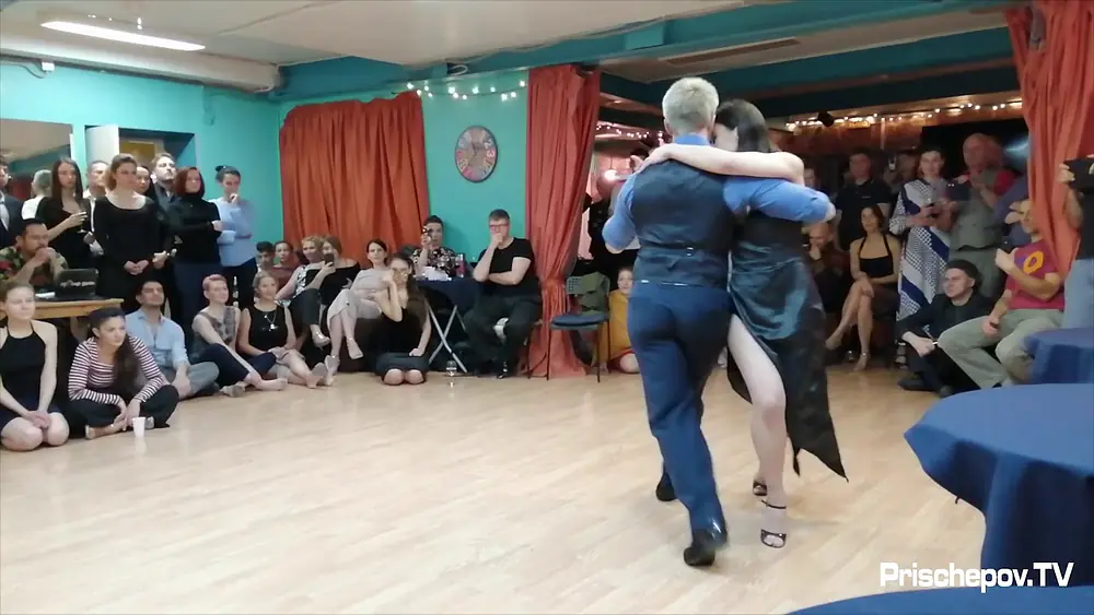 Video thumbnail for Yury Shtykin & Maria Potschukaeva, Milonga Sueño Azul 13.02.2020