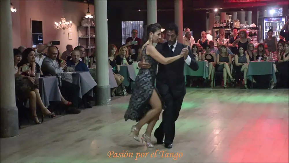 Video thumbnail for Virginia Gomez y Christian Marquez Bailando la Milonga DE ANTAÑO en YIRA YIRA MILONGA