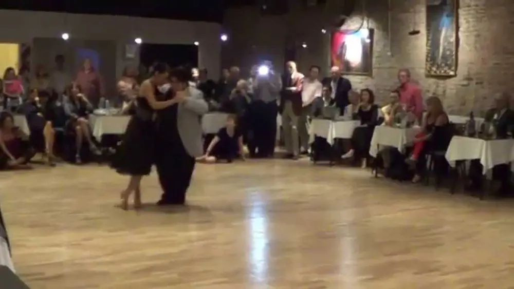 Video thumbnail for Alejandra Mantiñan y Ahoniken Quiroga Tango "Mandria" Obelisco Tango Domingo (31-08-14)