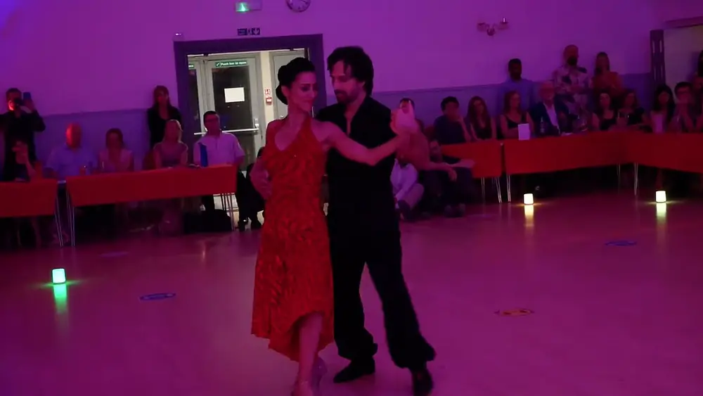 Video thumbnail for Tomas Corbalan & Paula Duarte performance 4 - Amistoso Tango