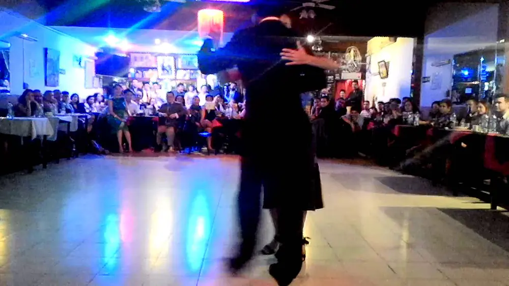 Video thumbnail for Yaitel Suarez y Julio Alvarez 31/8/16,video II
