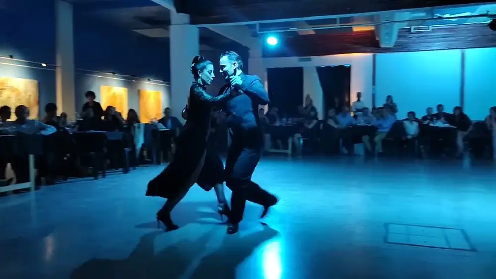 Video thumbnail for Barbara Ferreyra y Agustin Agnez- 3/4 "Milonga del Recuerdo" Orq. D'arienzo en "SiTango"-San Isidro