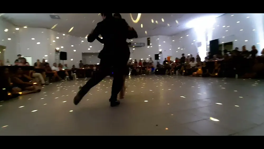 Video thumbnail for Vanesa Villalba y Facundo Piñero.