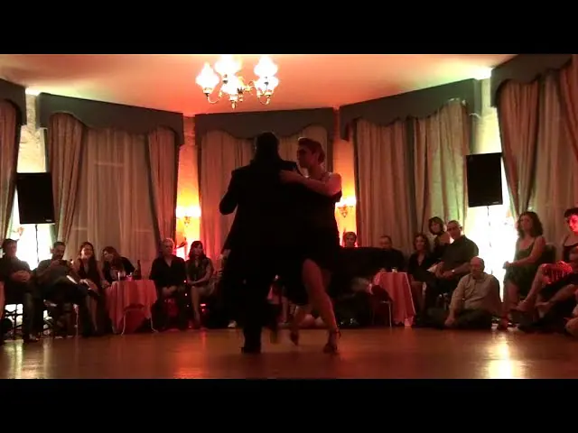 Video thumbnail for Ariadna Naveira y Fernando Sanchez - "Guapeando"