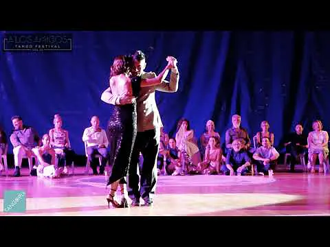 Video thumbnail for Eugenia Deanna & Jonatan Agüero dance Sexteto Cristal Feat. Guillermo Rozenthuler - S.O.S.