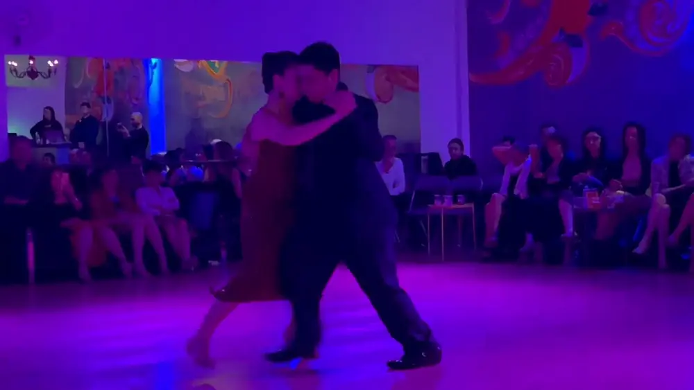 Video thumbnail for Carlitos Espinoza & Agustina Piaggio - 2 Corazones Tango Accademia Rimini - 2/4 - 11/02/2022
