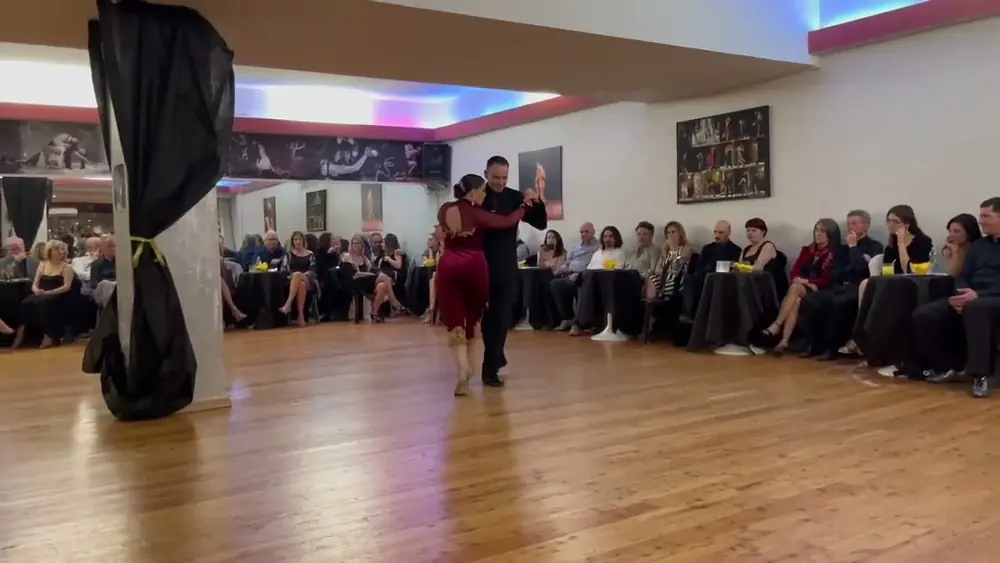 Video thumbnail for Barbara Ferreyra y Agustin Agnez - "La Viruta" Orquesta Gobbi- Roma Italia