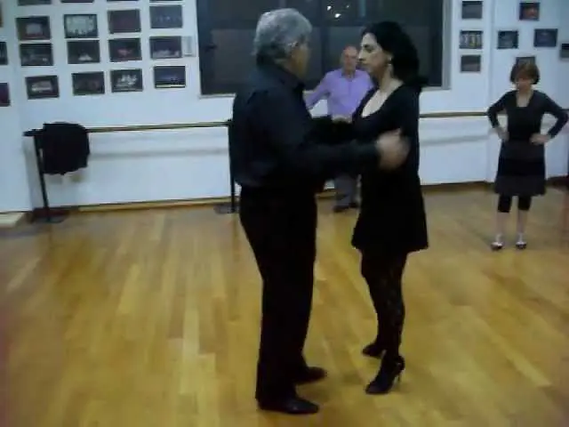 Video thumbnail for Gerardo Quiroz e Cristiana Casuscelli -  Corollario alla Sacada, niente ginocchiate