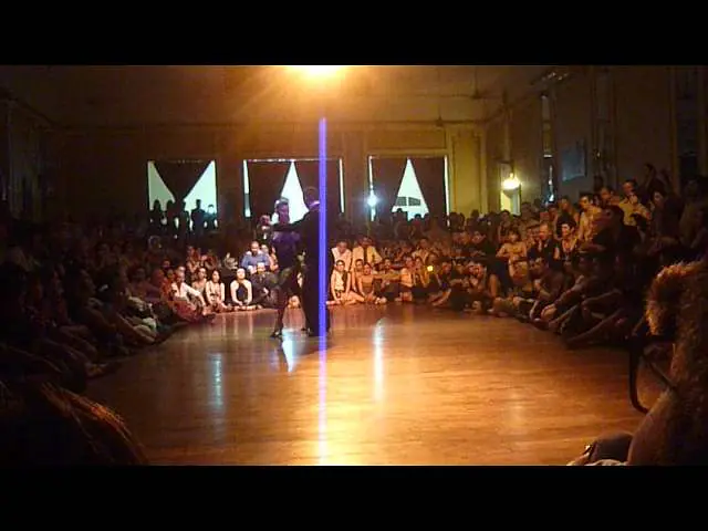 Video thumbnail for Sin Palabras - Sebastian Arce y Mariana Montes 2016
