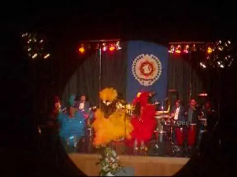 Video thumbnail for VALENDRAS SHOWBAND & FIESTA TROPICAL  CAIO RODRIGUEZ 2009