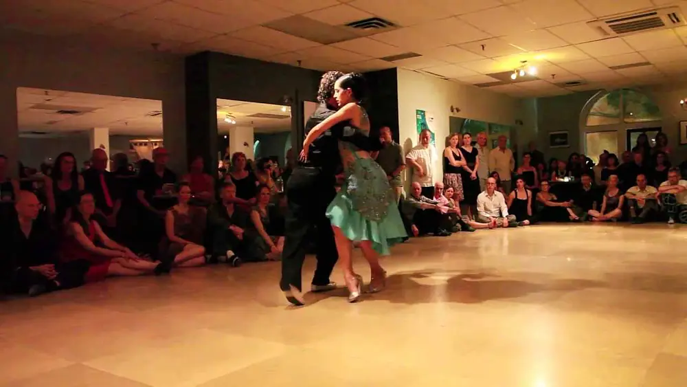 Video thumbnail for Pablo Inza et Mariana Dragone, "De puro guapo" (tango), (3de3).