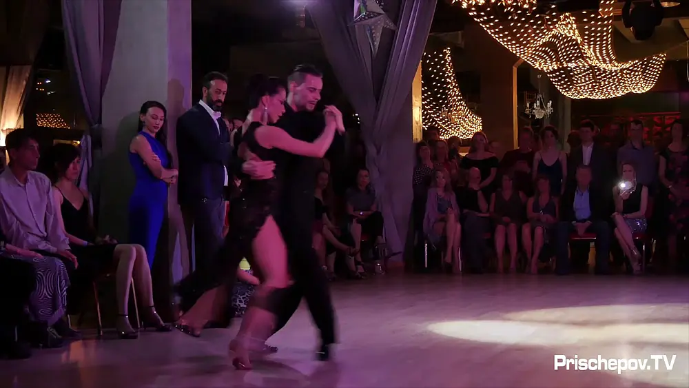 Video thumbnail for Dmitry Kuznetsov & Olga Nikolaeva, 4-4, Moscow, Milonga Ideal, Planetango, 2019