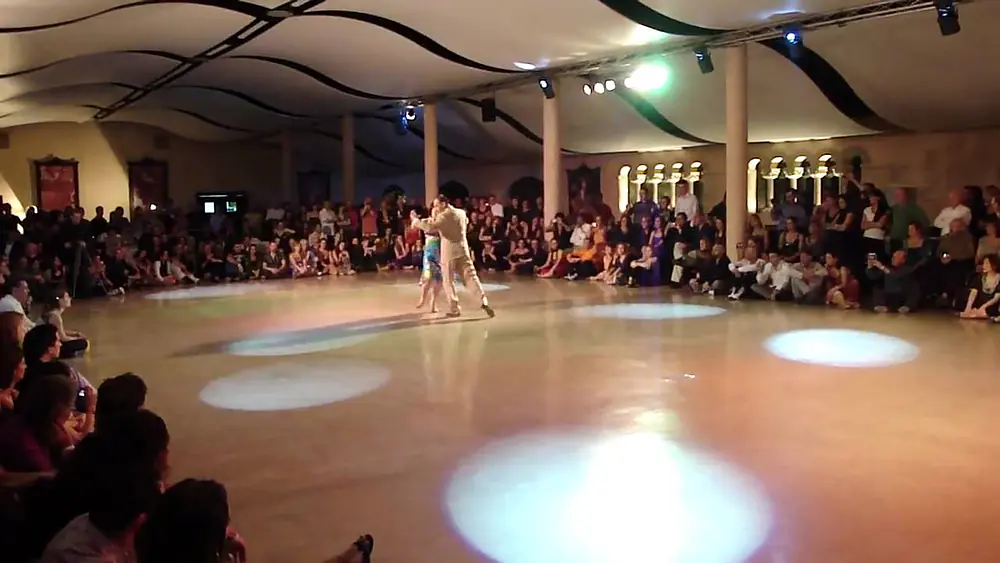 Video thumbnail for Fabian Peralta & Virginia Pandolfi (1) - Mallorca Tango festival 2009